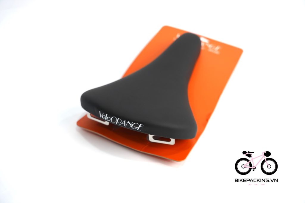 velo-orange-smooth-touring-saddle