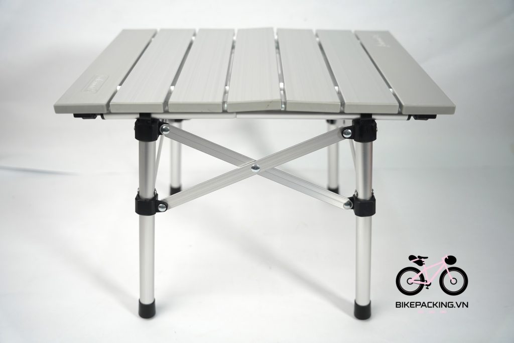 ban-da-ngoai-coleman-table-compact-aluminum